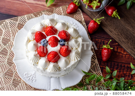 ケーキ　いちご　 88058474