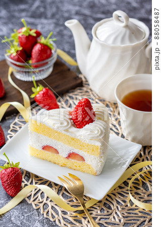 ケーキ　いちご　 88058487