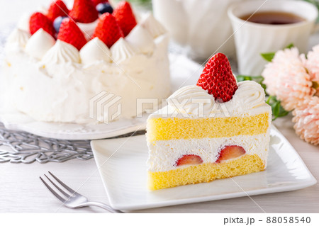 ケーキ　いちご　 88058540
