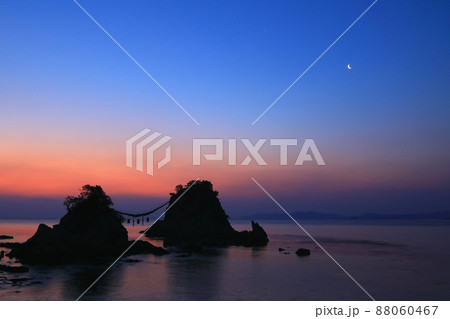 夜明けの豊後二見ヶ浦 夜明けの豊後二見ヶ浦 88060467