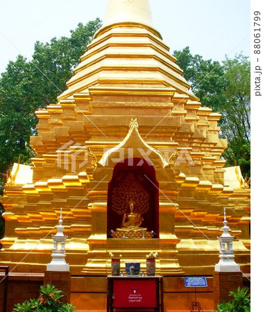 タイ王国チェンライの仏像 88061799