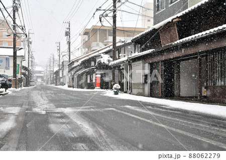 小諸市/北国街道 本町(長野県小諸市)【2022.3】 小諸市/北国街道 本町(長野県小諸市)【2022.3】 88062279