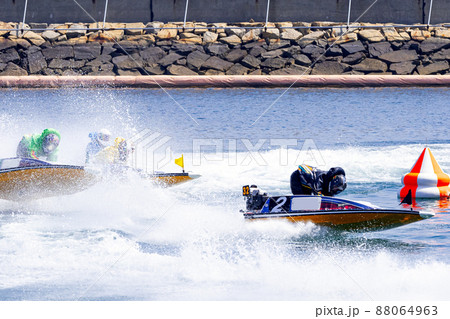 競艇　第2ターンマーク旋回4 88064963