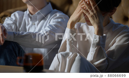 夫婦・カップル・不仲・夫婦喧嘩 88066699