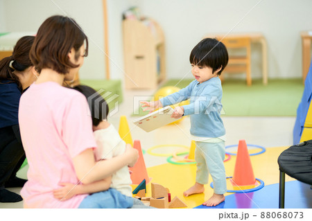 屋内保育イメージ 屋内保育イメージ 88068073