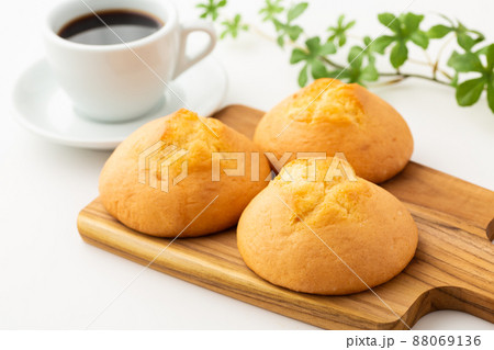 甘食パン 88069136
