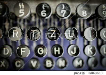 Letter Z on an old German typewriter. The Z is now a symbol of the Russian army's invasion of Ukraine. Defocused 88070295