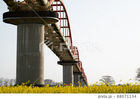 日本一の水管橋の荒川水管橋 88071134