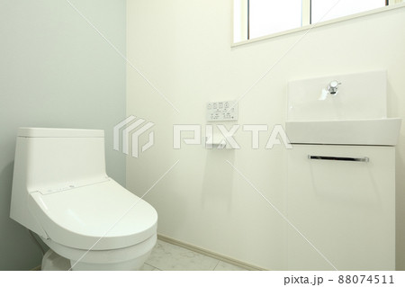 新築住宅 トイレ イメージ 88074511