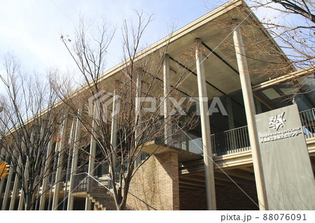 兵庫県立芸術文化センター／兵庫県西宮市高松町 88076091