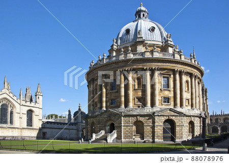 Bodleian Library at the University of Oxford Bodleian Library at the University of Oxford 88078976