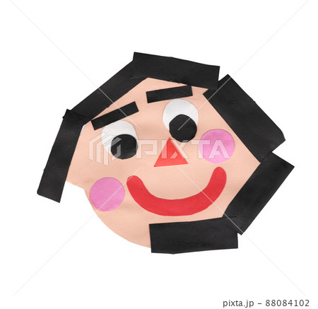 子供が制作した似顔絵の貼り絵 子供が制作した似顔絵の貼り絵 88084102