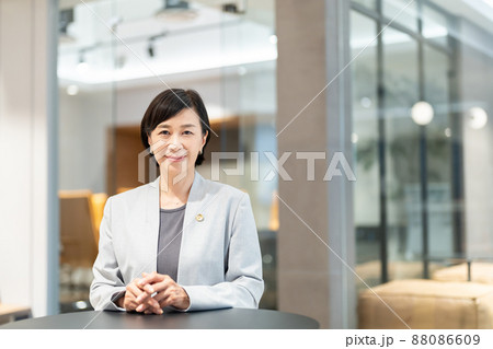 女性 弁護士 撮影協力:WEEK芝大門(サンフロンティア不動産) 女性 弁護士 撮影協力:WEEK芝大門(サンフロンティア不動産) 88086609