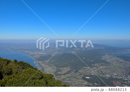 開聞岳登山「山頂の眺め」 開聞岳登山「山頂の眺め」 88088213