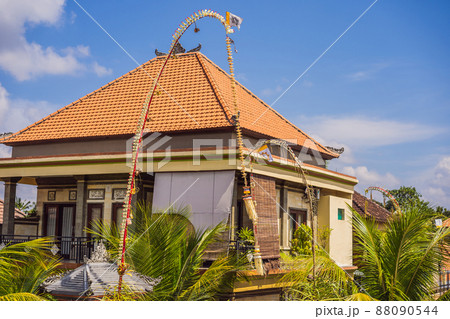Door to the Balinese house decorated for the ceremony 88090544