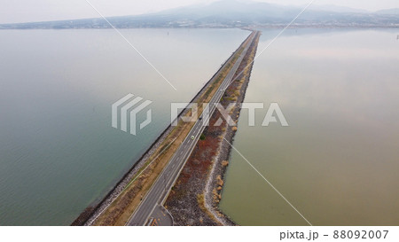 諫早湾干拓堤防道路（雲仙市方面） 88092007