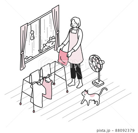 雨の日に部屋干しをする女性 雨の日に部屋干しをする女性 88092379