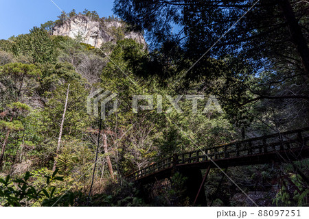 乳岩に行こう 乳岩に行こう 88097251