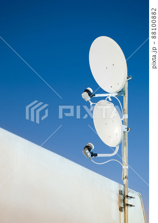 two satellite antenna two satellite antenna 88100882