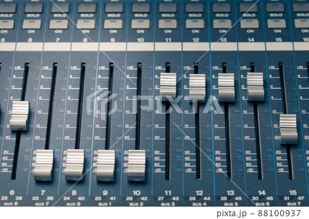 digital studio mixer faders 88100937