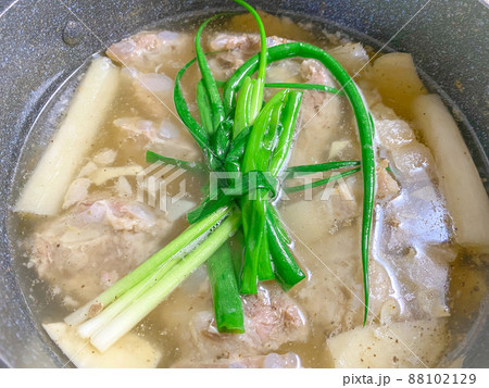 中国上海の春節料理・腌篤鮮（いどし） 88102129