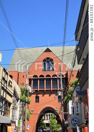 近畿大学本部キャンパス西門 88102382