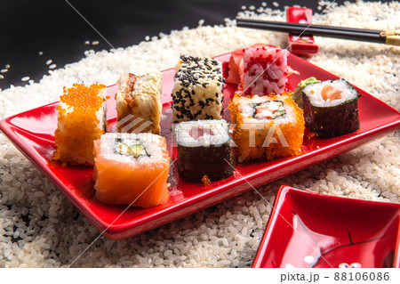 Japanese food 88106086