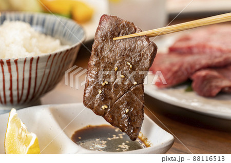 家で楽しむ焼き肉 88116513