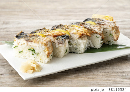 焼き鯖寿司 88116524