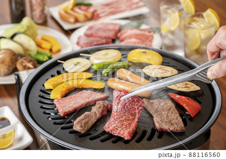 家で楽しむ焼き肉 88116560