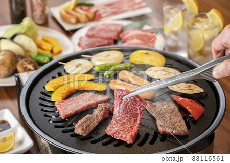 家で楽しむ焼き肉 88116561