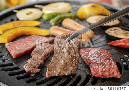 家で楽しむ焼き肉 88116577