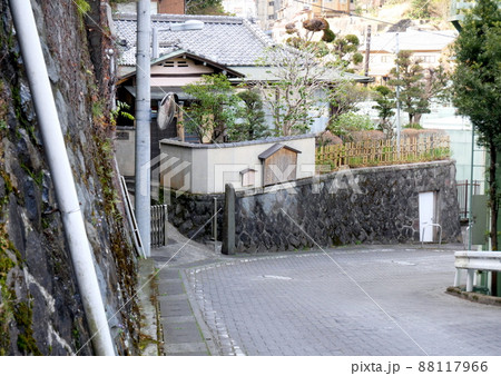 湯河原光風荘　226事件の際、牧野信賢(吉田茂の義父）が反逆軍に襲撃されたところ 88117966