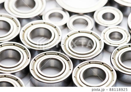 Round shiny metal bearings Round shiny metal bearings 88118925