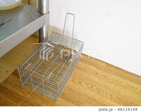 水回りに仕掛けられたトラップ 88119198