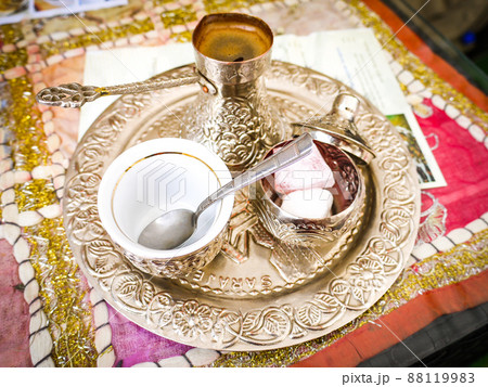 ボスニア・ヘルツェゴビナ　サラエボのカフェのトルココーヒー 88119983