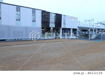 新鎌ケ谷駅南北自由通路等整備 北総鉄道・京成電鉄・新京成電鉄・東武鉄道の駅乗換え 千葉県鎌ケ谷市 新鎌ケ谷駅南北自由通路等整備 北総鉄道・京成電鉄・新京成電鉄・東武鉄道の駅乗換え 千葉県鎌ケ谷市 88122126