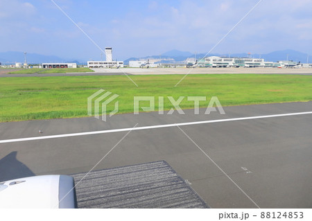 北九州空港への着陸 北九州空港への着陸 88124853