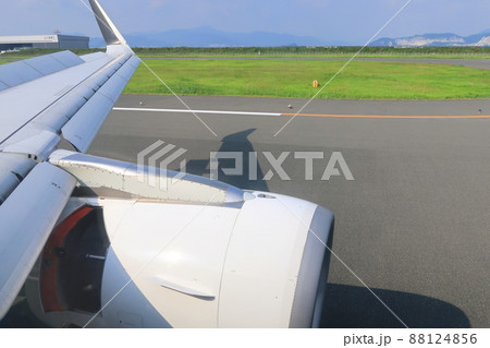 北九州空港への着陸 北九州空港への着陸 88124856