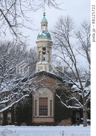 プリンストン大学の雪景色 プリンストン大学の雪景色 88125722