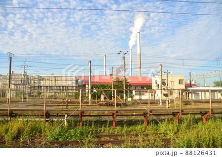 2021年。朝の山陽本線新山口駅から徳山駅までの車窓風景 88126431