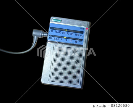 ポータブルラジオのクローズアップ ポータブルラジオのクローズアップ 88126680