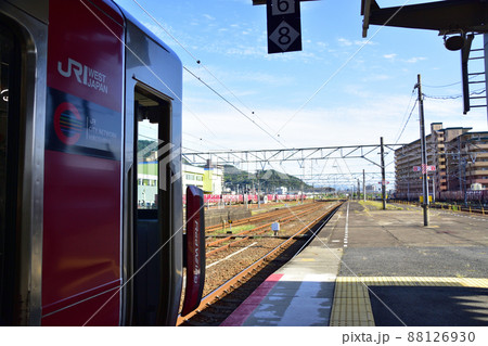 2021年。朝の山陽本線徳山駅から岩国駅までの車窓風景 88126930