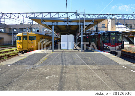 2021年。朝の山陽本線徳山駅から岩国駅までの車窓風景 88126936