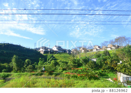 2021年。朝の山陽本線徳山駅から岩国駅までの車窓風景 88126962