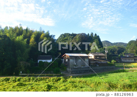 2021年。朝の山陽本線徳山駅から岩国駅までの車窓風景 88126963