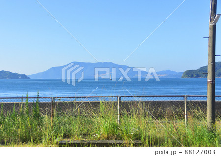 2021年。朝の山陽本線徳山駅から岩国駅までの車窓風景 88127003