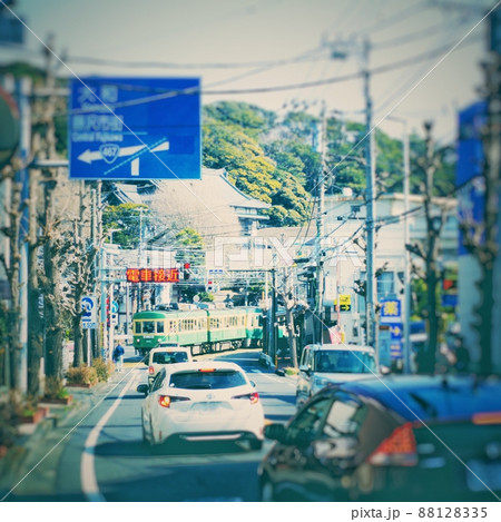 【藤沢市・鎌倉市】レトロな雰囲気の電車 88128335