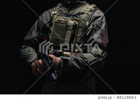 銃を構えた兵士 銃を構えた兵士 88128663