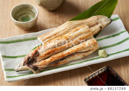 鰻の白焼 88137289